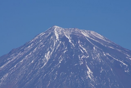雪の少ない富士山
